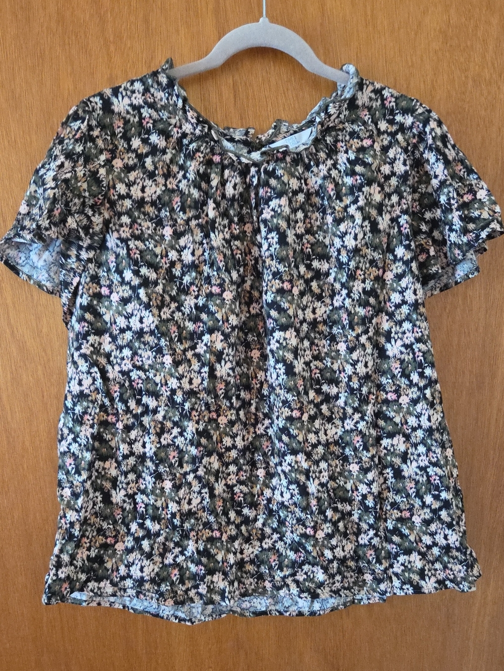 Time and Tru Black Floral Short Sleeve Blouse with Pink and Cream Accents - XL